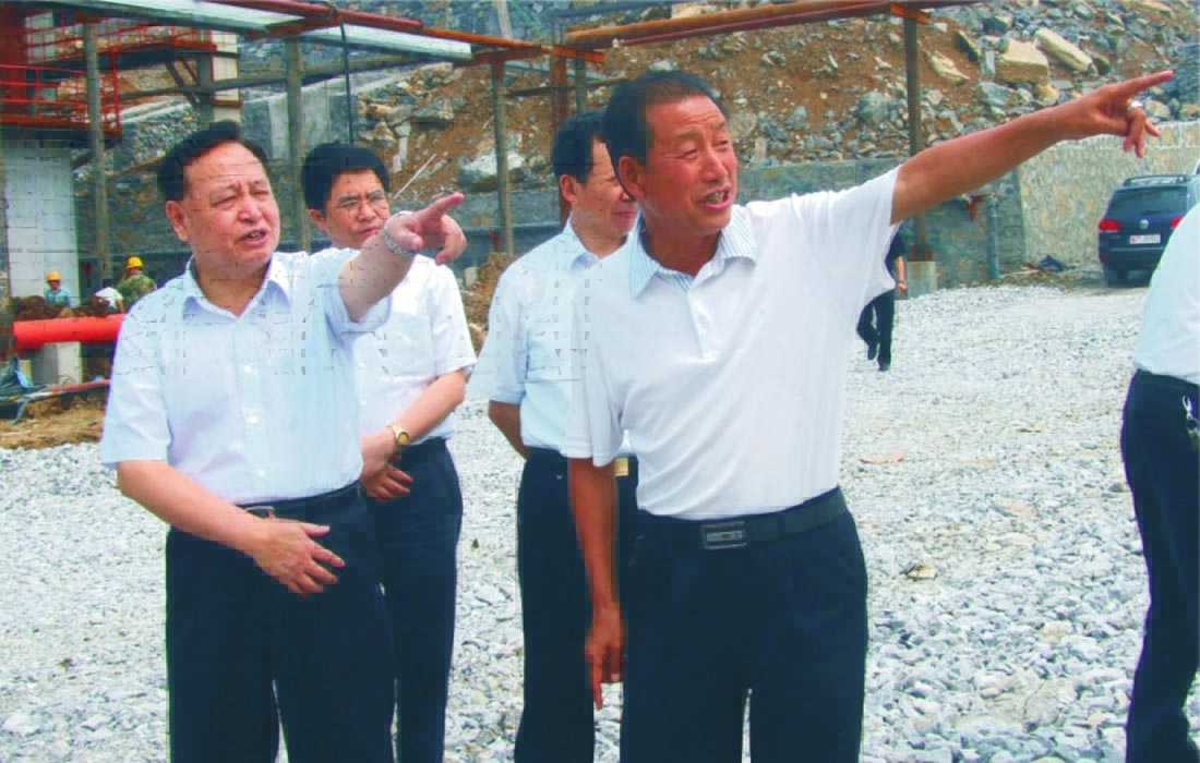 2010年5月，湖北省委書記羅清泉蒞臨東圣集團視察。